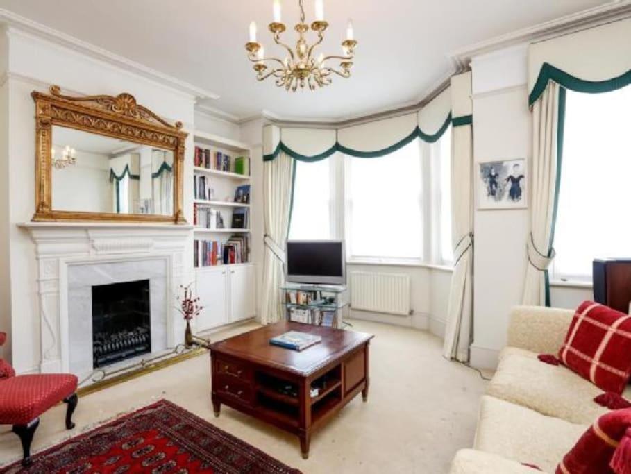 Large 3 Bed Flat In Central Wimbledon لندن المظهر الخارجي الصورة